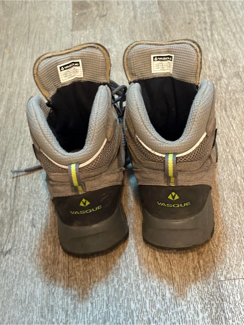 VASQUE BREEZE 2.0 ULTRA DRY KIDS BOOTS SIZE 5